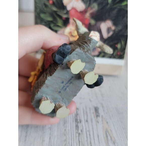 Hallmark folk art 1995 guiding Santa ornament Xmas - Picture 7 of 7